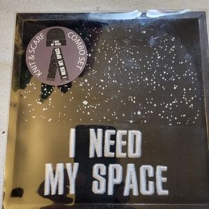 "I Need my Space" touque and scarf set